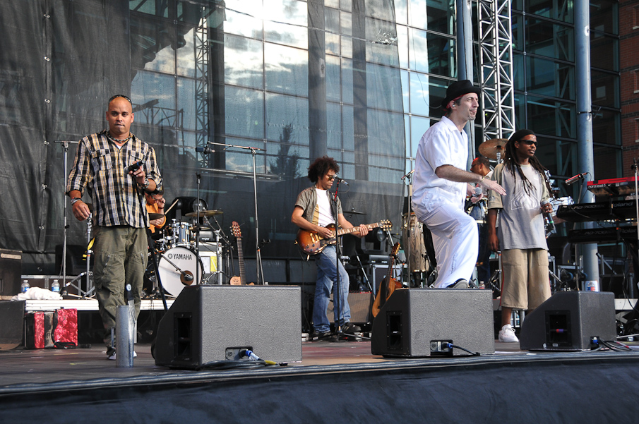 Fete de la Musique Evry 2009 - Sergent Garcia 370.jpg